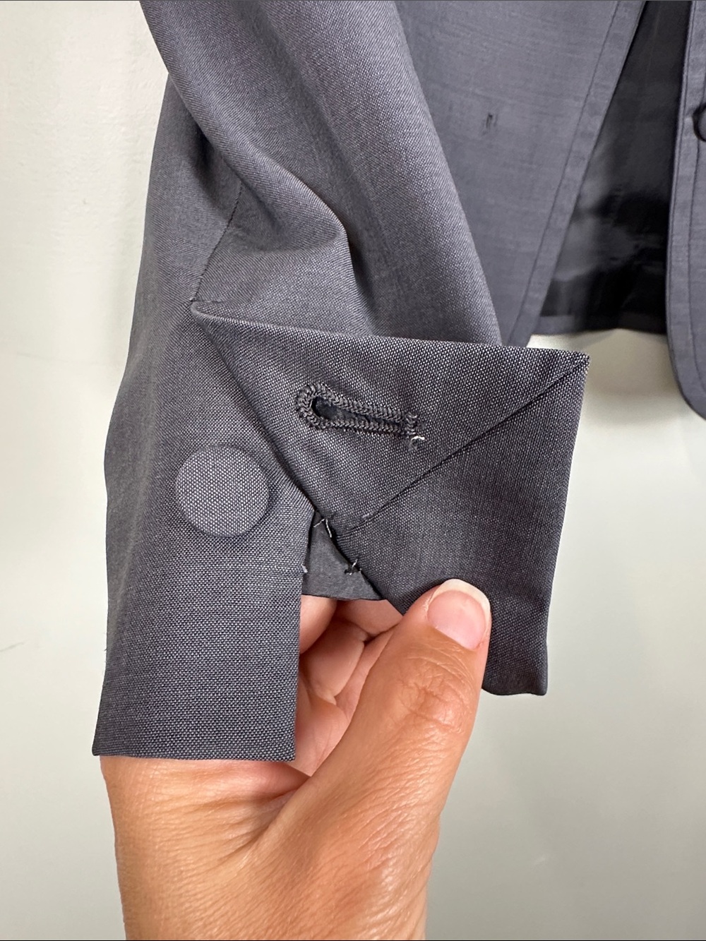 Marlowe wool Italy blazer minimalist gray quiet luxury business casual capsule - Picture 9 of 16